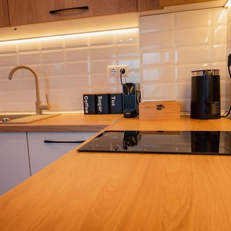 Emerald Suite With Private Parking Varna Exterior photo